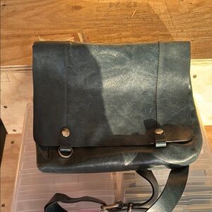 Classic Green/Blue Leather Messenger Bag